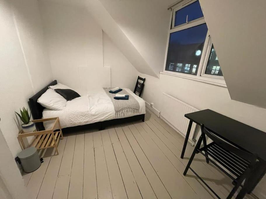 Comfortable 2 Bedroom On Tower Bridge Londres Exterior foto